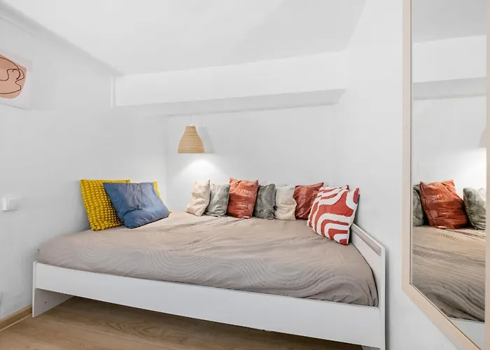 Апартаменты Spacieux Loft & Central- Vieux *
